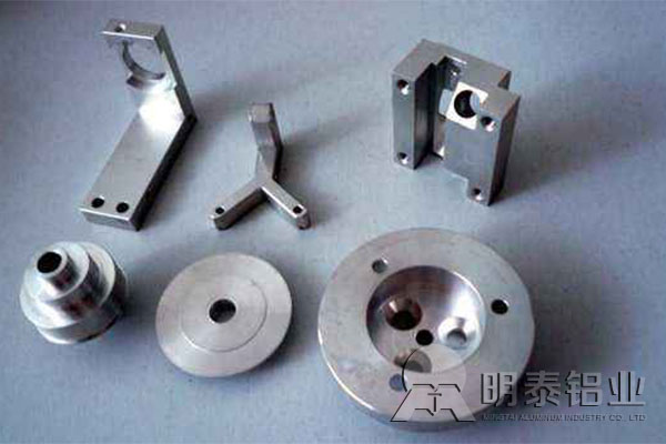 2017鋁板用于機(jī)械零件 2017鋁板用于機(jī)械零件