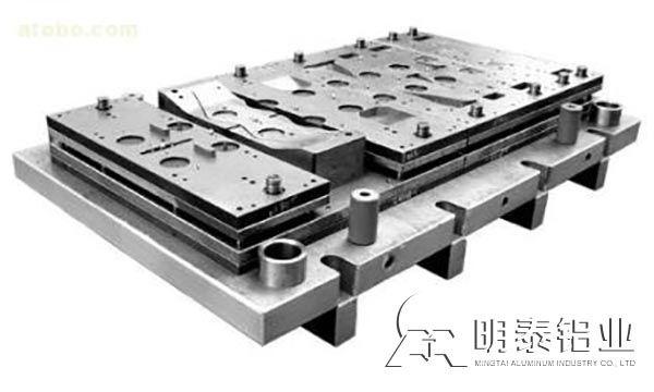 明泰鋁業(yè)鋁板制造模具 明泰鋁業(yè)鋁板制造模具